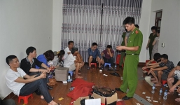 Công an Hải Dương triệt phá sới bạc xóc đĩa, thu gần 700 triệu đồng